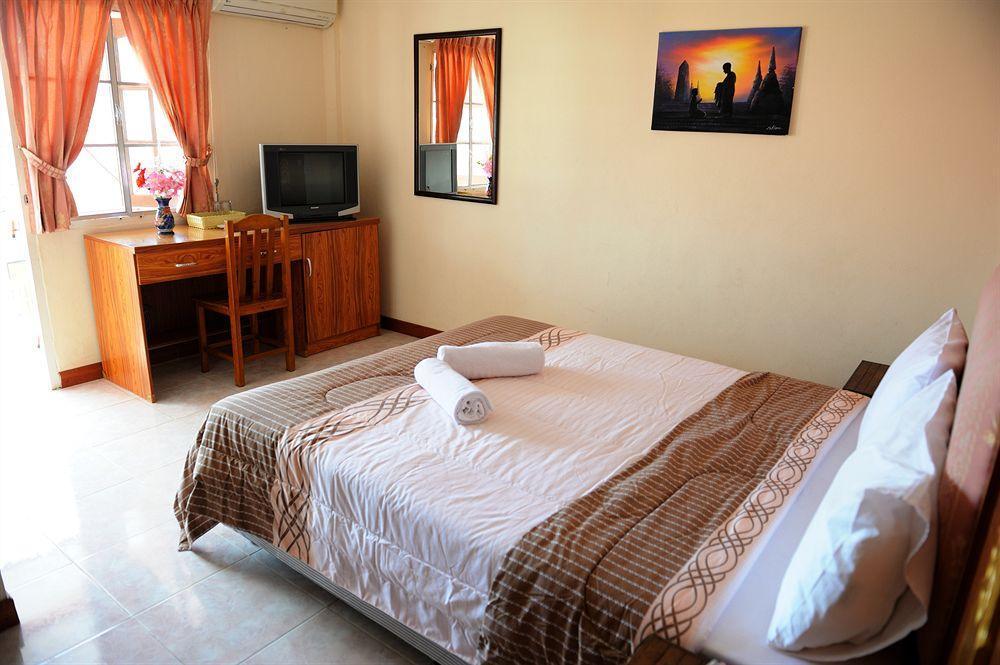 The Britannia Hotell Chiang Mai Eksteriør bilde