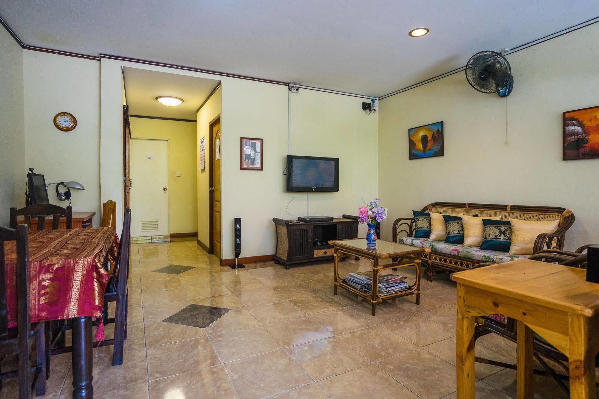 The Britannia Hotell Chiang Mai Eksteriør bilde