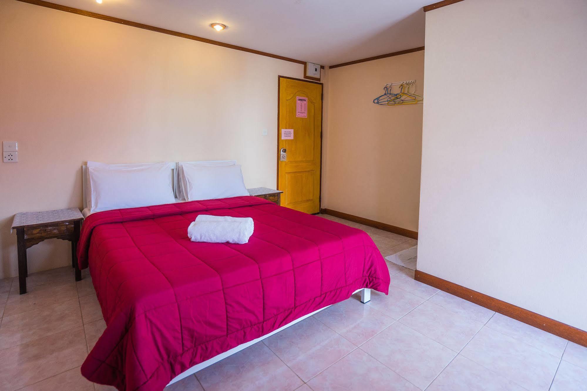 The Britannia Hotell Chiang Mai Eksteriør bilde